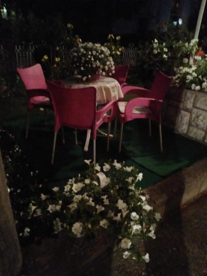 Cvijetna Oaza Apartment Trebinje Exterior foto